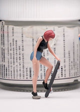 Load image into Gallery viewer, 1:64 Painted Figure Mini Model Miniature Resin Diorama Sand Skater Board Girl New