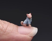 Load image into Gallery viewer, 1:64 Painted Figure Model Miniature Resin Sand Diorama Pretty Puppy Dog Pet Coat