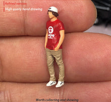 Load image into Gallery viewer, 1:64 Painted Figure Mini Model Miniature Resin Diorama Street Tattoo Man Boy Guy
