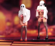 Load image into Gallery viewer, 1:64 Painted Figure Model Miniature Resin Diorama Sand Halloween Girl Ghost Toy