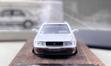 Load image into Gallery viewer, FW 1:64 White VIP LS400 XF10 UCF10 Sedan Sports Model Diecast Metal Car New Collection