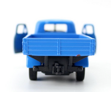 Load image into Gallery viewer, WELLY 1:36 1952 Blue Blitz Truck Classic Model Diecast Toy Metal Car BN