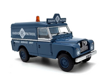 Load image into Gallery viewer, 1:76 Blue Land Rover Defender RAC Radio Patrol Model Diecast Metal Car New Collection