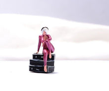 Load image into Gallery viewer, 1:64 Painted Unpainted Figure Model Miniature Resin Diorama Girl Sitting On Box New