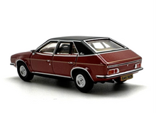 Load image into Gallery viewer, OXFORD 1:76 Princess Leland BL Renard Hatchback Sports Model Diecast Metal Car New Collection