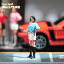 Load image into Gallery viewer, 1:64 Painted Unpainted Figure Model Miniature Resin Diorama Short Hair Girl Sand New