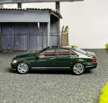 Load image into Gallery viewer, MH 1:64 Green S-Class S600L W221 Luxury Sedan Sports Model Diecast Metal Car