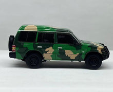 Load image into Gallery viewer, DBGT 1:64 Green Camo Pajero V31 SUV ORV Sports Model Diecast Metal Car New Collection