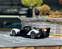 Load image into Gallery viewer, CM 1:64 Black White Solus GT V10 #91 Racing Sports Model Diecast Metal Car New Collection
