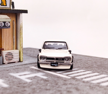 Load image into Gallery viewer, Inno 1:64 JDM 2000 KPGC10 Sports Model Diecast Metal Car New