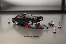 Load image into Gallery viewer, 1:64 Painted Figure Model Miniature Resin Diorama Sand Car Repairer Workers Set