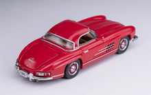 Load image into Gallery viewer, GFCC 1:64 Red Hard Top 1960 300SL Roadster Sports Model Diecast Metal Car