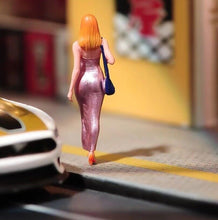 Load image into Gallery viewer, 1:64 Painted Figure Model Miniature Resin Diorama Sand Sexy Wallking Lady Girl New Collection