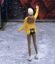 Load image into Gallery viewer, 1:64 Painted Figure Mini Model Miniature Resin Diorama Garage Repair Lady Girl