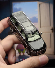 Load image into Gallery viewer, WTX 1:64 Black Navigator L Full Sized SUV Sports Model Diecast Metal Car New Collection