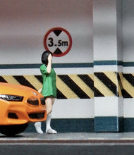 Load image into Gallery viewer, 1:64 Painted Figure Mini Model Miniature Resin Diorama Green Tee Girl Lady Cute