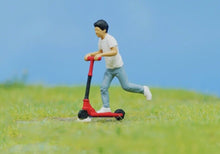 Load image into Gallery viewer, 1:64 Painted Figure Model Miniature Resin Diorama Sand Riding Bicycle Bike Toy Collection