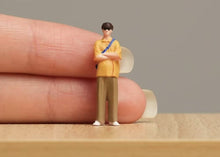 Load image into Gallery viewer, 1:64 Painted Figure Model Miniature Resin Diorama Sand Crossbody Bag Boy Man Toy