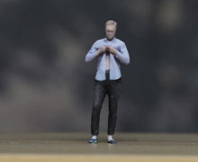 Load image into Gallery viewer, 1:64 Painted Figure Model Miniature Resin Diorama Sand Toy Button-up Man Stand