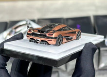 Load image into Gallery viewer, GRYNING 1:64 Agera RS Super Racing Sports Model Diecast Resin Car New Collection