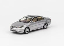 Load image into Gallery viewer, Model1 1:64 Silver Camry XV30 Sedan Model Metal Diecast Car New Collection