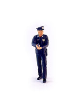 Load image into Gallery viewer, 1:64 Painted Figure Mini Model Miniature Resin Diorama Sand Toy Policeman Police New