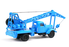 Load image into Gallery viewer, XCARTOYS 1:64 Blue FAW Jiefang CA10 Crane Truck Model Diecast Metal Car New