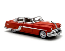 Load image into Gallery viewer, 1:87 Red 1954 Pontiac Classic Vintage Sedan Model Diecast Metal Car New