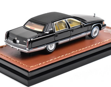 Load image into Gallery viewer, GOC 1:64 Black Fleetwood American Classic Model Diecast Metal Car New Collecction