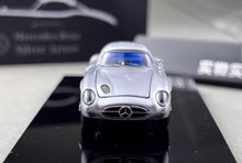 Load image into Gallery viewer, YS 1:64 Silver 300SLR Classic Sports Model Diecast Metal Car BN
