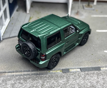 Load image into Gallery viewer, Inno 1:64 Green Pajero Evolution City SUV Sports Model Diecast Metal Car New Collection
