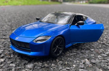 Load image into Gallery viewer, Maisto 1:24 Blue 2023 Nissan Z Racing Sports Model Toy Diecast Metal Car BN