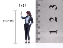 Load image into Gallery viewer, 1:64 Painted Figure Model Miniature Resin Sand Diorama Office Colleague in Suit
