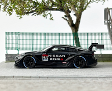 Load image into Gallery viewer, MINIGT 1:64 Black Z Nismo GT500 #230 2021 Sport Model Diecast Metal Car New Collection
