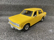Load image into Gallery viewer, Maisto 1:24 Yellow 1971 Datsun 510 Racing Sports Model Toy Diecast Metal Car