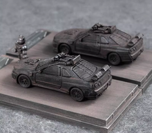 Load image into Gallery viewer, SW 1:64 Skyline GTR R34 Mad Max Figure Sports Model Diecast Metal Car New Collection