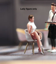 Load image into Gallery viewer, 1:64 Painted Unpainted Figure Model Miniature Resin Diorama Sand Sitting Lady