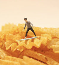 Load image into Gallery viewer, 1:64 Painted Figure Model Miniature Resin Diorama Toy Surf Motorboat Water Sport