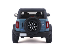 Load image into Gallery viewer, Maisto 1:24 2021 Blue FORD Bronco Badlands SUV Sports Model Diecast Metal Car BN
