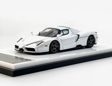Load image into Gallery viewer, King 1:64 White Black Rims Enzo Racing Sports Model Diecast Metal Car New Collection