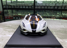 Load image into Gallery viewer, GTspirit 1:18 White 2018 REGERA Super Sports Model Diecast Resin Car New