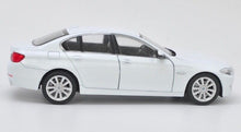 Load image into Gallery viewer, WELLY 1:24 535i Sedan Sports Model Diecast Metal Car Display