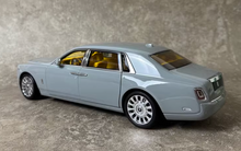 Load image into Gallery viewer, 1:18 Gray Phantom VIII Luxury Sedan Model Diecast Metal Car Box New