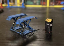 Load image into Gallery viewer, 1:64 Painted Figure Model Miniature Resin Sand Scissor Lift Lifting Machine Toy Collection