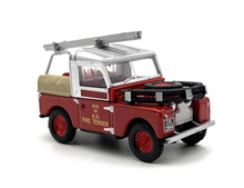 Load image into Gallery viewer, 1:76 1950 88 SUV Fire Truck Vintage Classic Model Diecast Metal Car