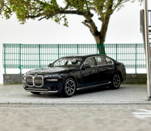 Load image into Gallery viewer, MINIGT 1:64 Black BMW i7 EV Sedan xDrive60 Sports Model Diecast Metal Car New Collection