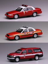 Load image into Gallery viewer, 1:64 596 Red Fire Suburban CV Crown Victoria Model Diecast Metal Car New Collection