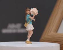 Load image into Gallery viewer, 1:64 Painted Figure Model Miniature Resin Diorama Toy Sand Pretty Girl With Hat