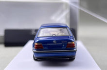 Load image into Gallery viewer, DCM 1:64 Blue 1996-98 E38 L7 728il Luxury Sedan Model Diecast Metal Car New Collection