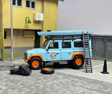 Load image into Gallery viewer, Master 1:64 Gulf Defender 110 SUV Off Road Sports Model Diecast Metal Car